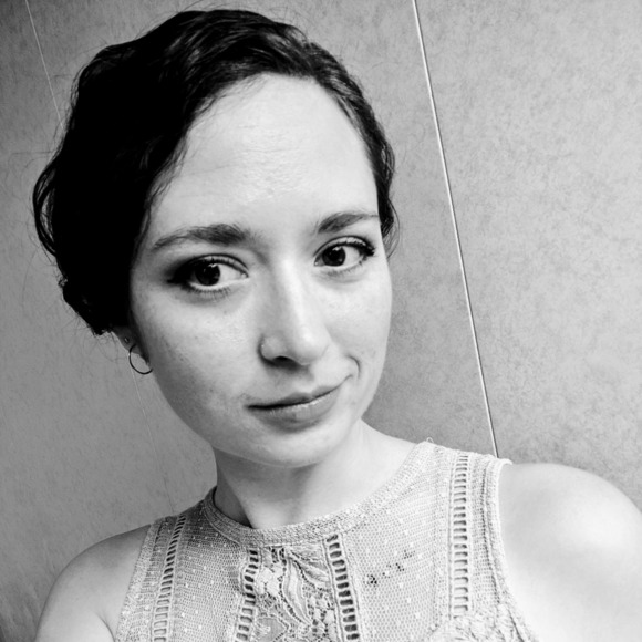 Meet your Posher, Kendra - Picture 1 of 1